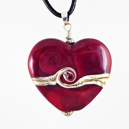 Red heart swirl - large