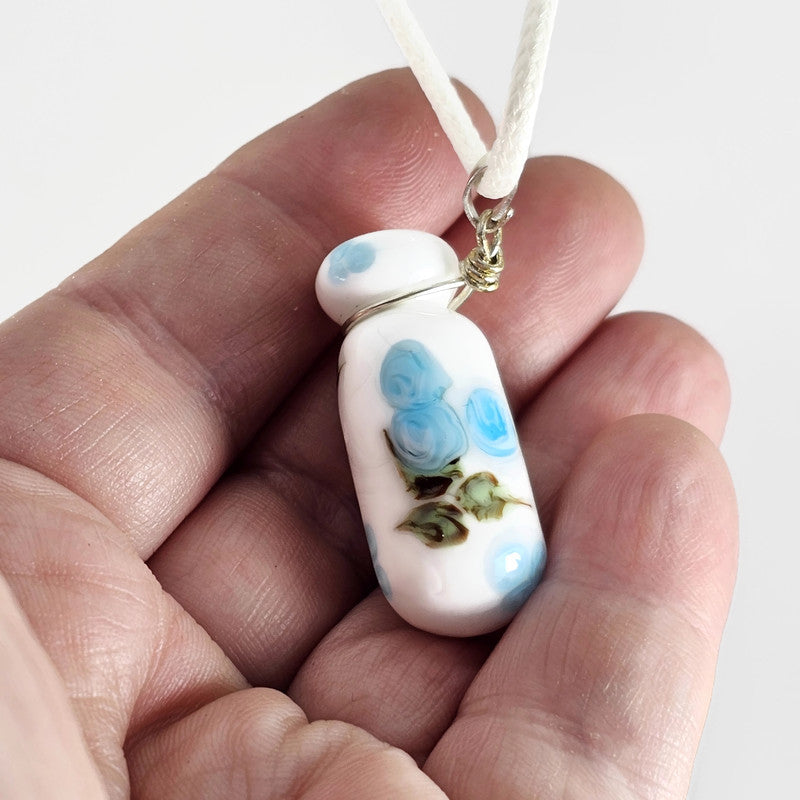 Essential Oil Vessel - Blue flower