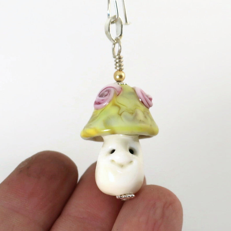 Yellow and Roses Happy Cappy