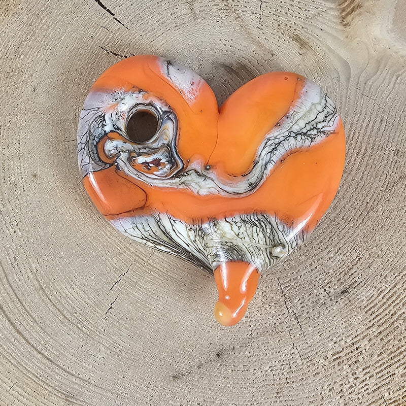 Light orange swirl heart
